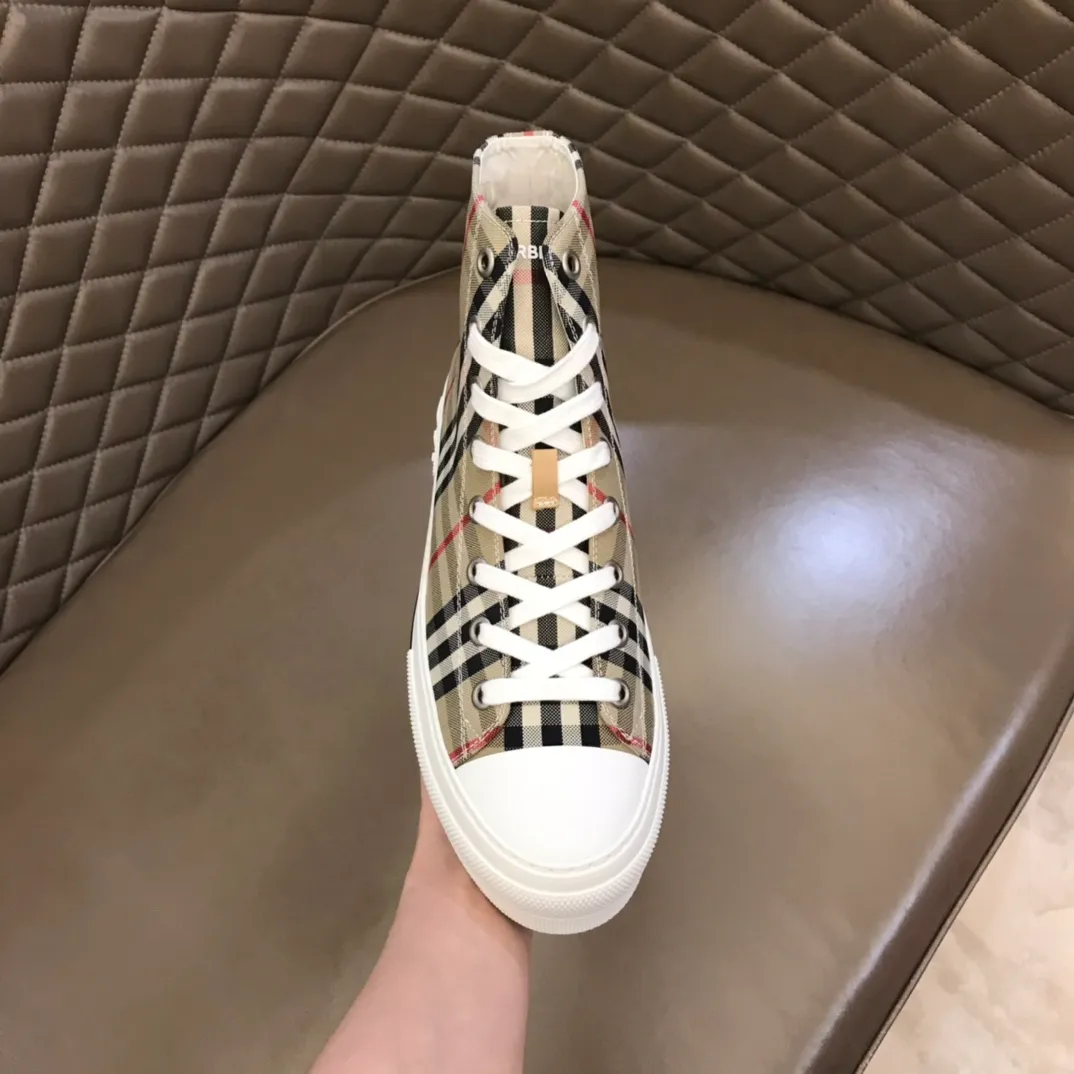 Men's Men's Shoes 💰420▫️B's men's classic high-top sneakers are reinterpreted with Vintage retro plaid cotton material and decorated with a new brand logo. First-layer cowhide lining, embossed Burberry logo on the heel, and original TPU outsole! 38-45